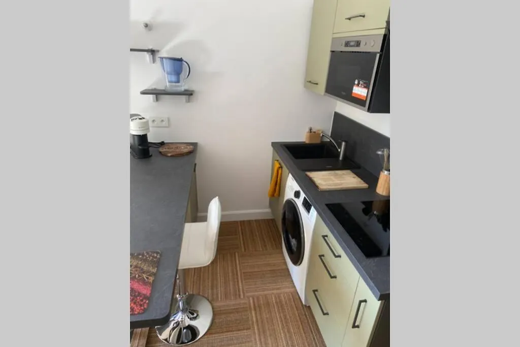 아파트 Studio Neuf Et Proche Des Plages De Juan Les Pins 프랑스